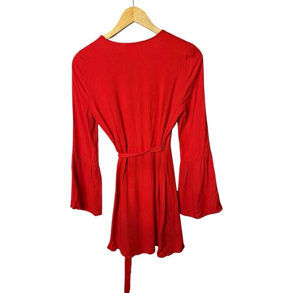 BCBGENERATION NWT $108 WOMENS BELL SLEEVES WRAP Dress Red XXS Rayon, Midi - Picture 3 of 10